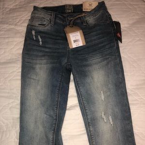 True Craft Midrise Skinny jeans